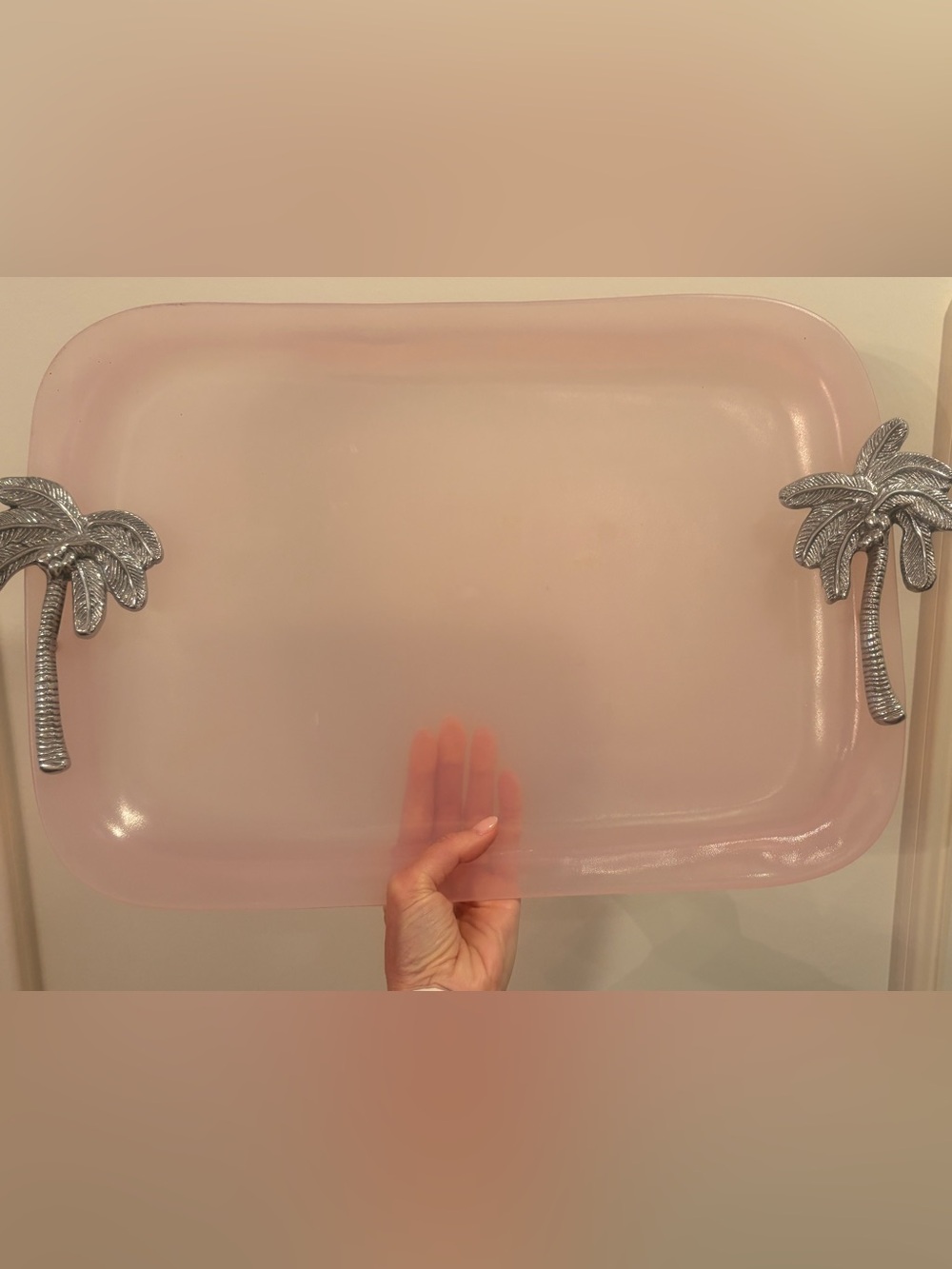 Serving tray